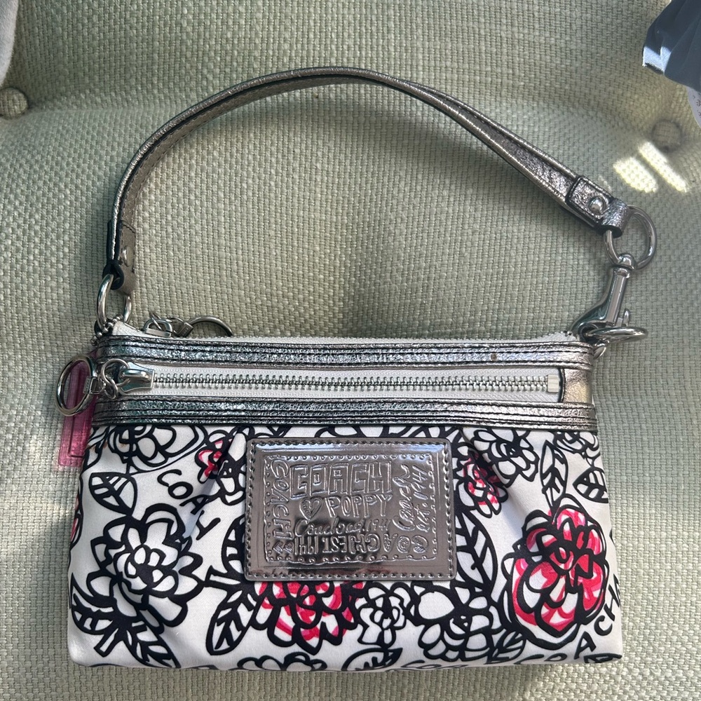 Coach Poppy Floral Wristlet - Black, White, pink